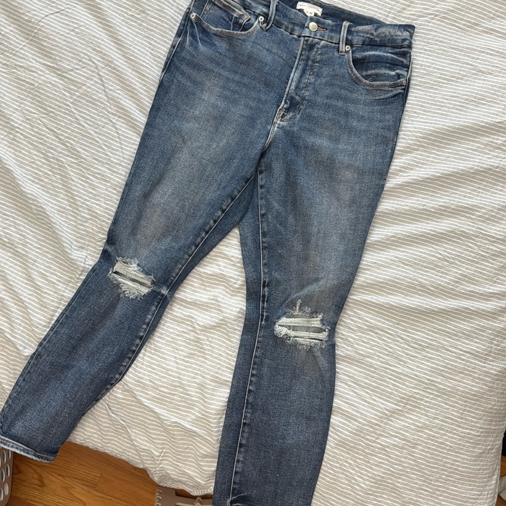Good American distressed skinny jeans